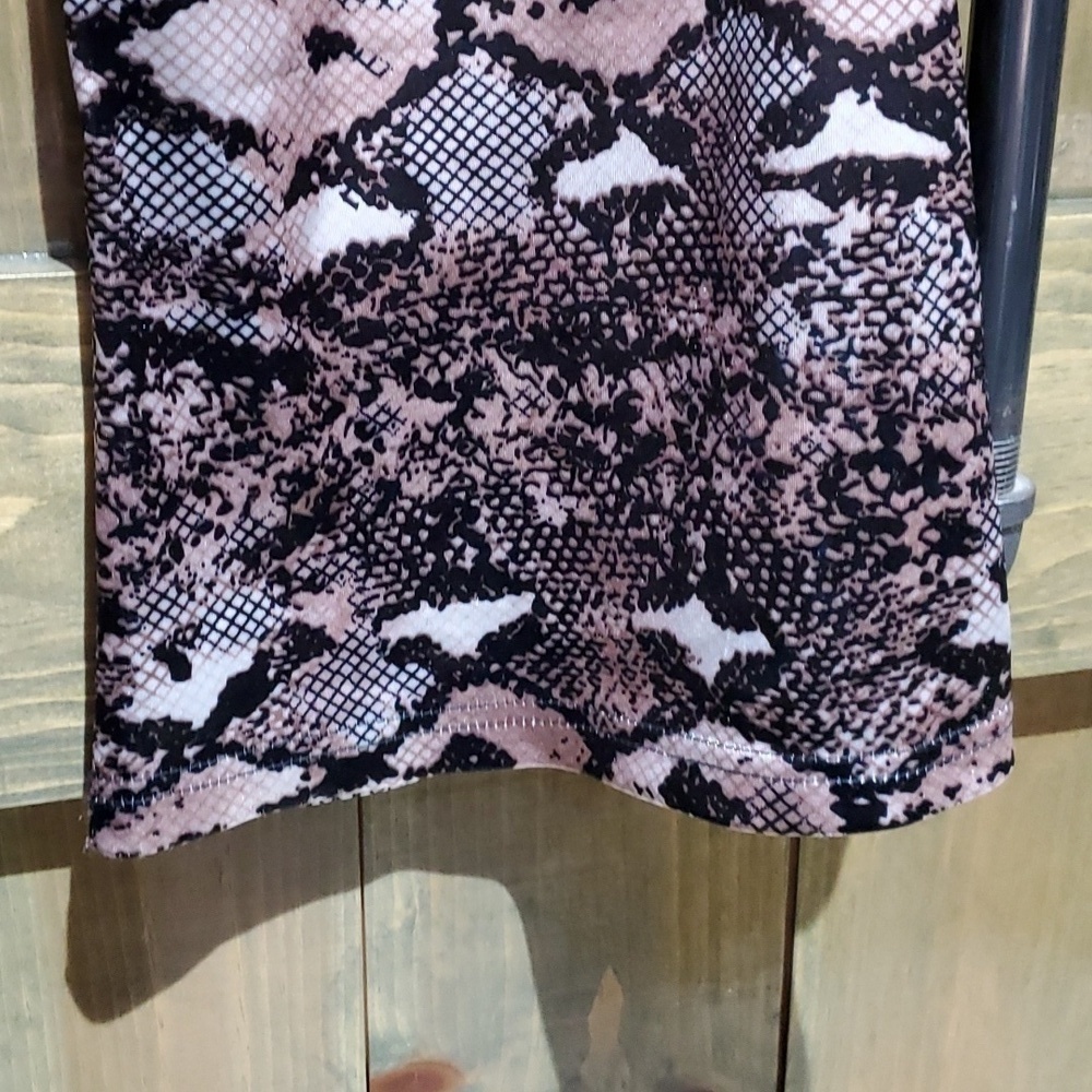 MILK AND HONEY SNAKESKIN ANIMAL PRINT FLARE PANTS SIZE MEDIUM MOBWIFE CLUBWEAR - Picture 6 of 9